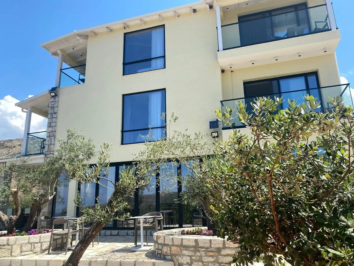 Vila D Boutique Hotel Qeparo