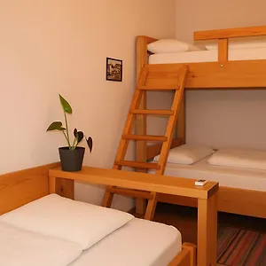 Cozy Big With Balcony Appartement Tirana